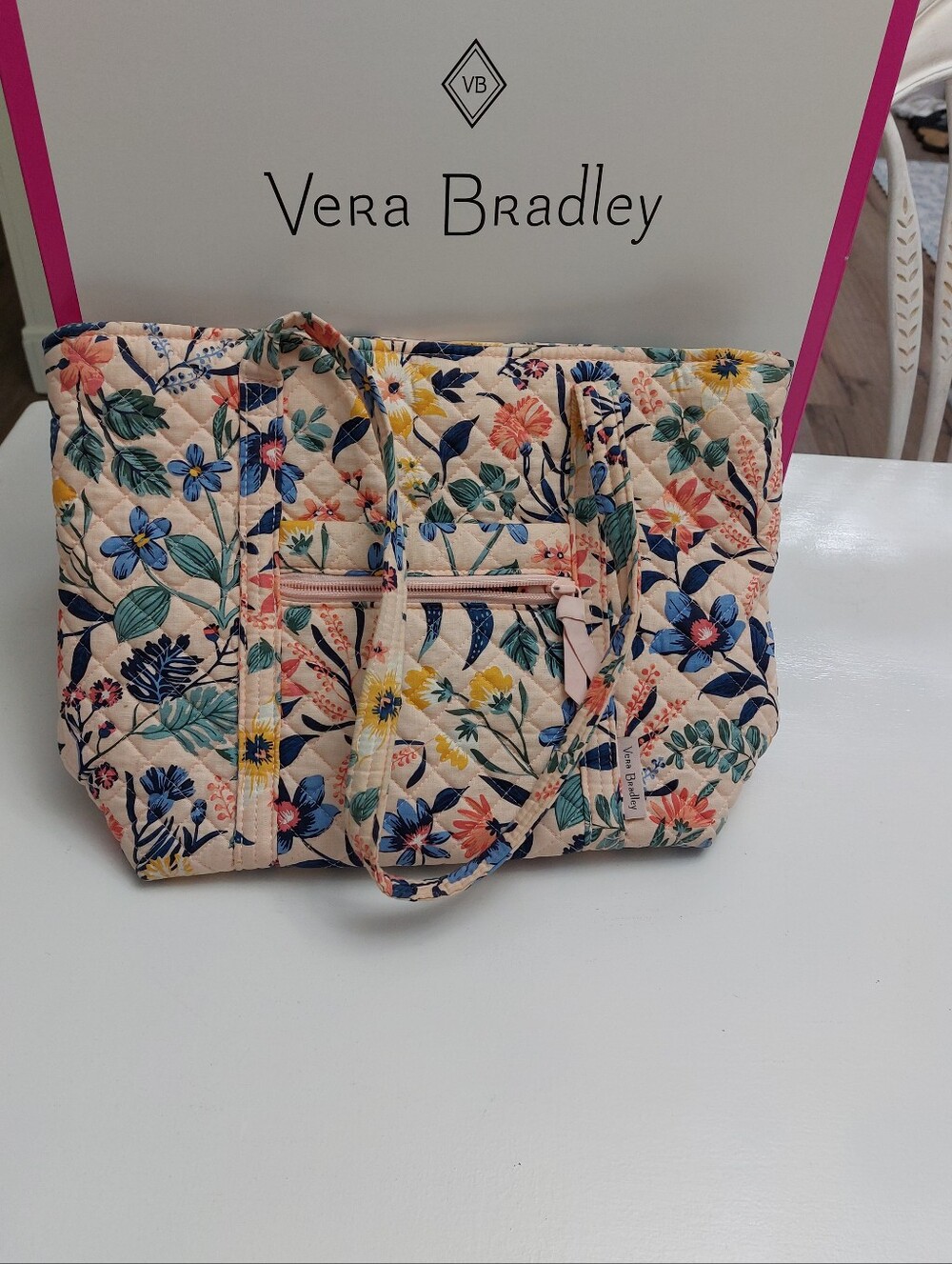 Vera Bradley Small Vera Tote Paradise Coral